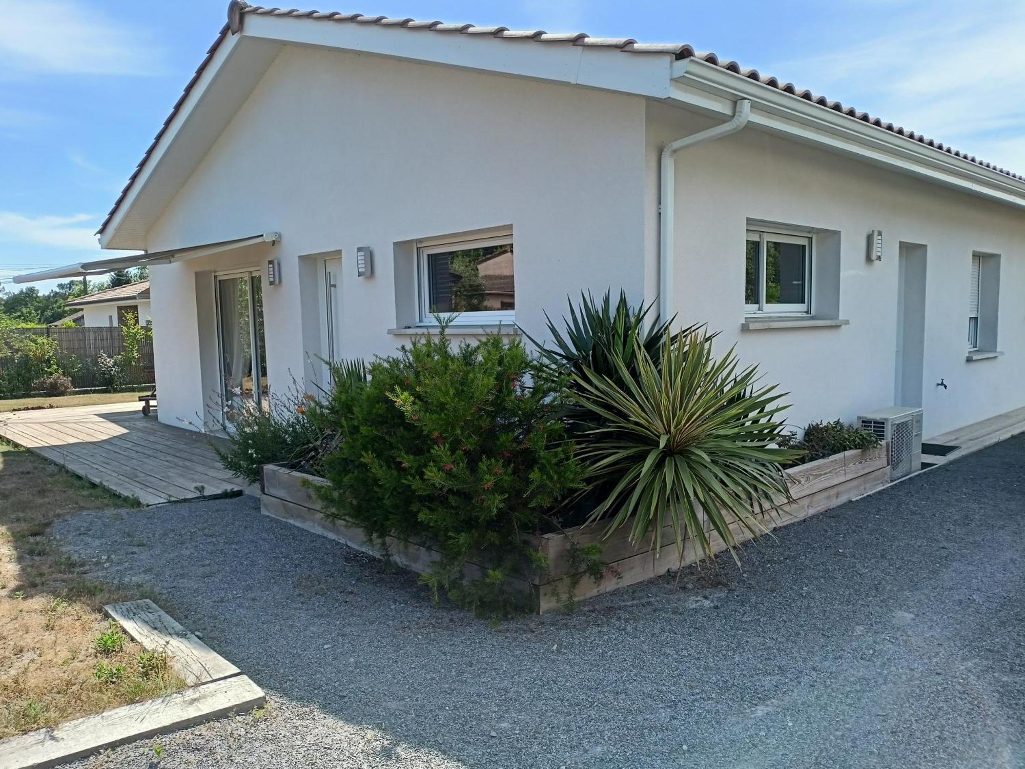 Villa Chez Steph à Salles  Extérieur photo